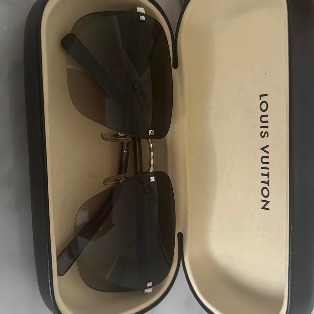 Men’s Louis Vuitton Shades